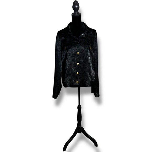 Spenser Jeremy Black Satin Long Sleeve Gold Buttons Collared Simple Chic Shirt - Picture 2 of 15